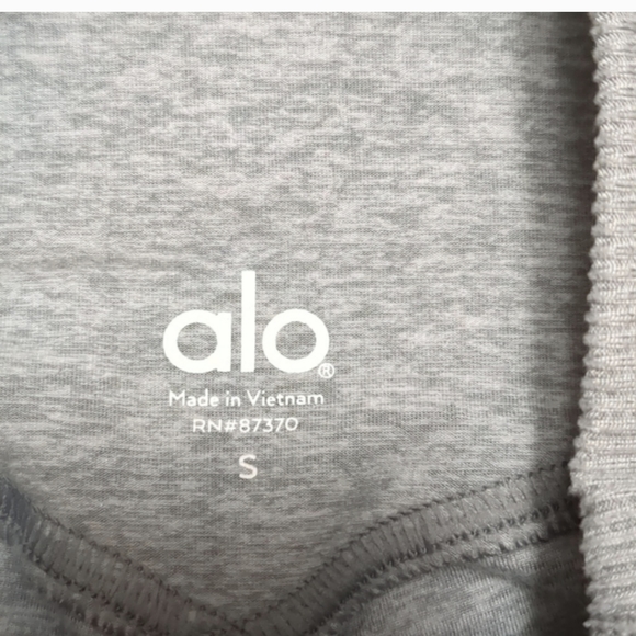 High-Waist Goddess Legging in velvety, plush Alosoft size small grey/zinc - Picture 8 of 12